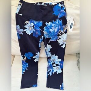 Old Navy Elevate Legging Crop Go-Dry NWT